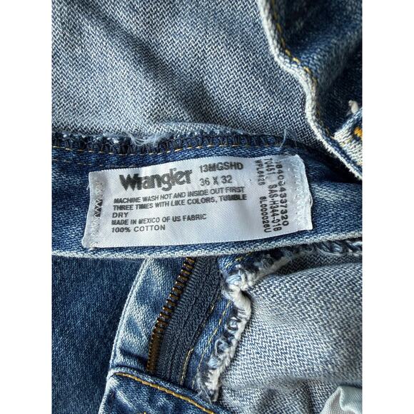 Wrangler George Straight Men Jeans Size 36x32 Cowboy Cut Rugged Cotton Denim - Picture 2 of 12